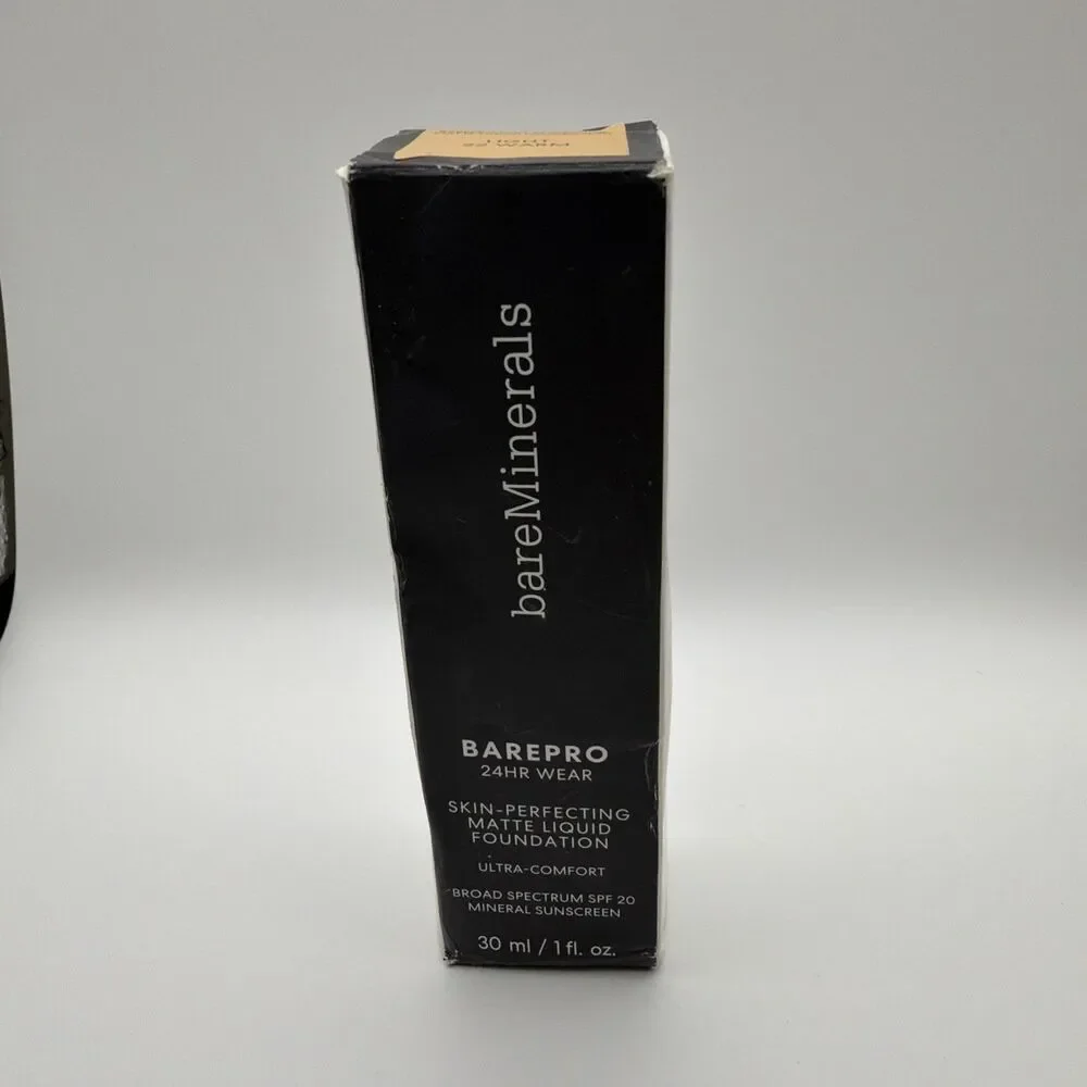 bareMinerals BAREPRO 24HR MATTE FOUNDATION SPF 20 light 22 warm (Matte) 1 Oz